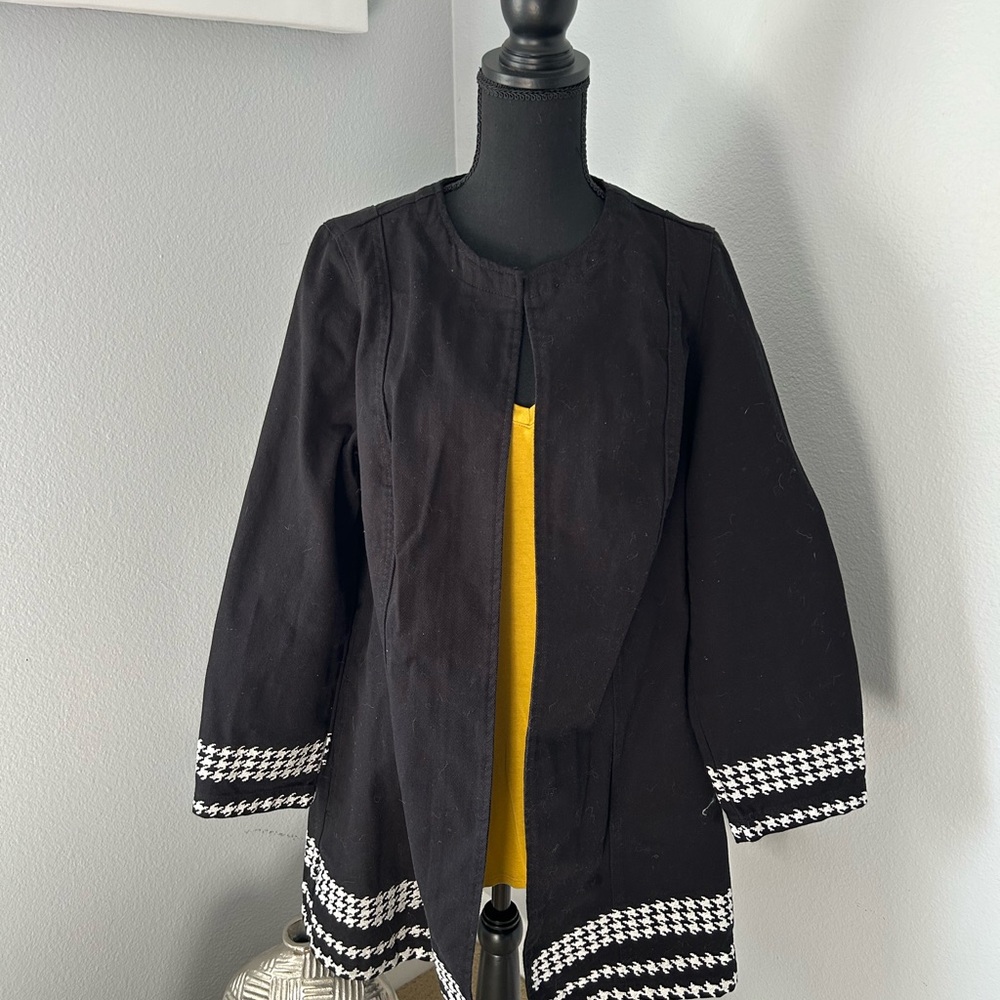 Jessica London Black and White Houndstooth Blazer